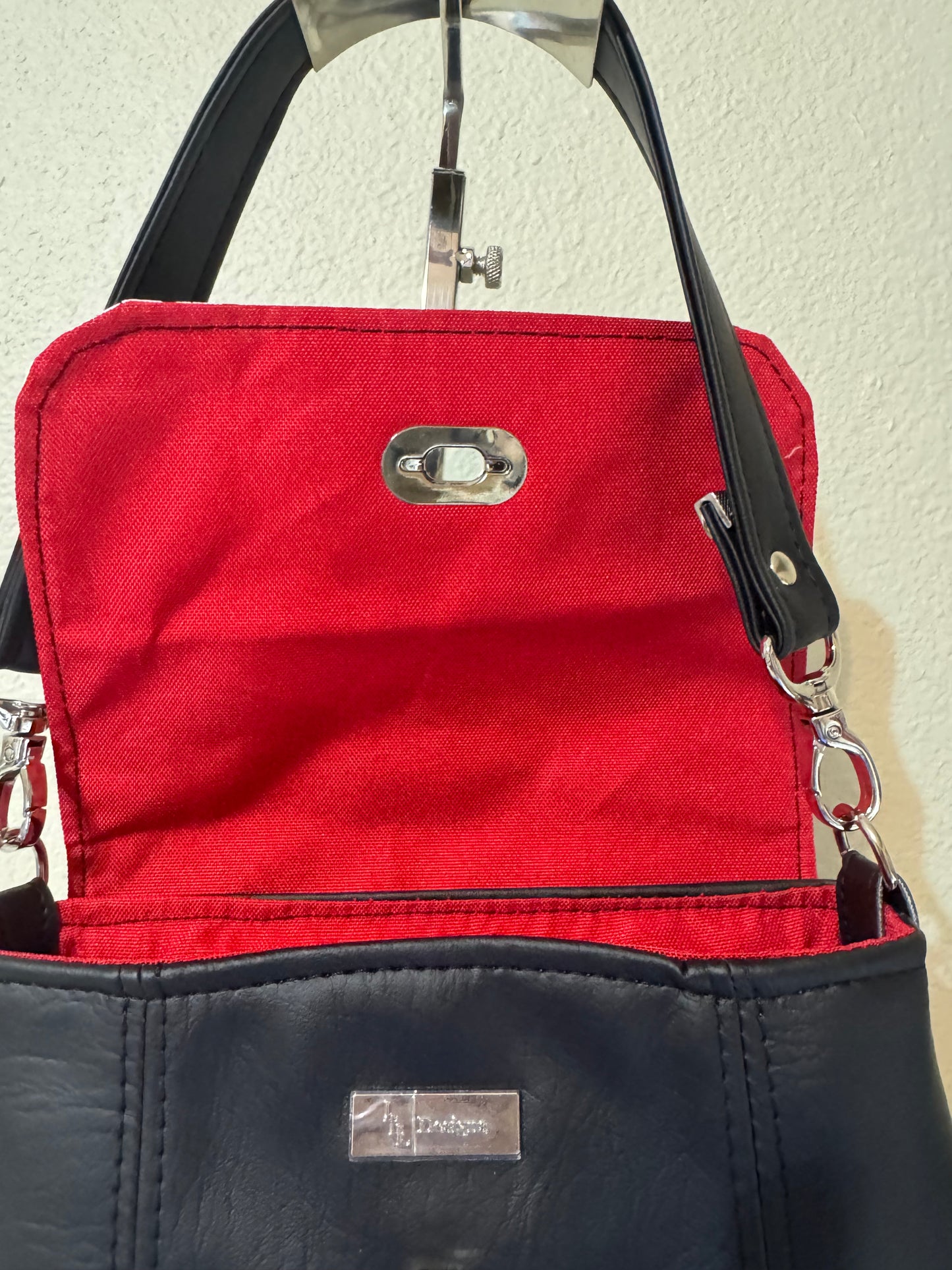 Iris Shoulder Bag