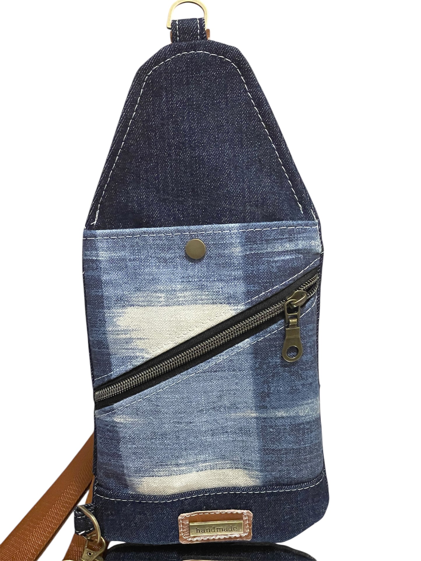 Mini Traveler Sling Bag