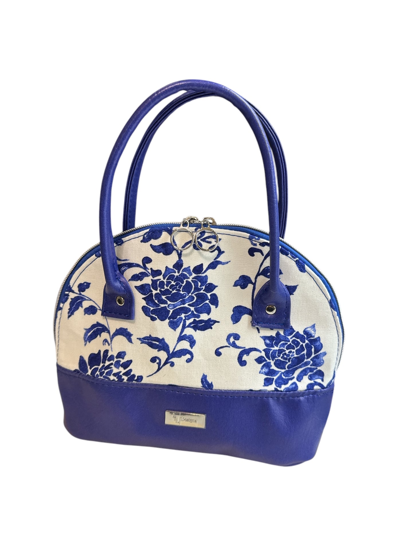 Drinks at Tiffany’s Bag